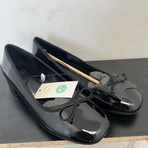 K-13 A New Day Size 8.5W Black Patent Ballet Flats